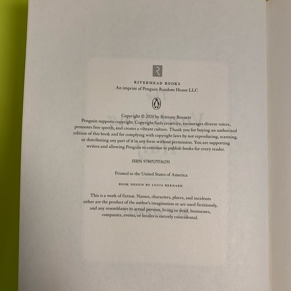 Brit Bennett “The Vanishing Half” - Picture 6 of 7